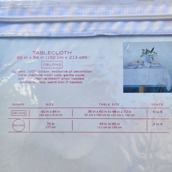 Isaac Mizrahi white polka dot tablecloth NWT - Picture 4 of 8